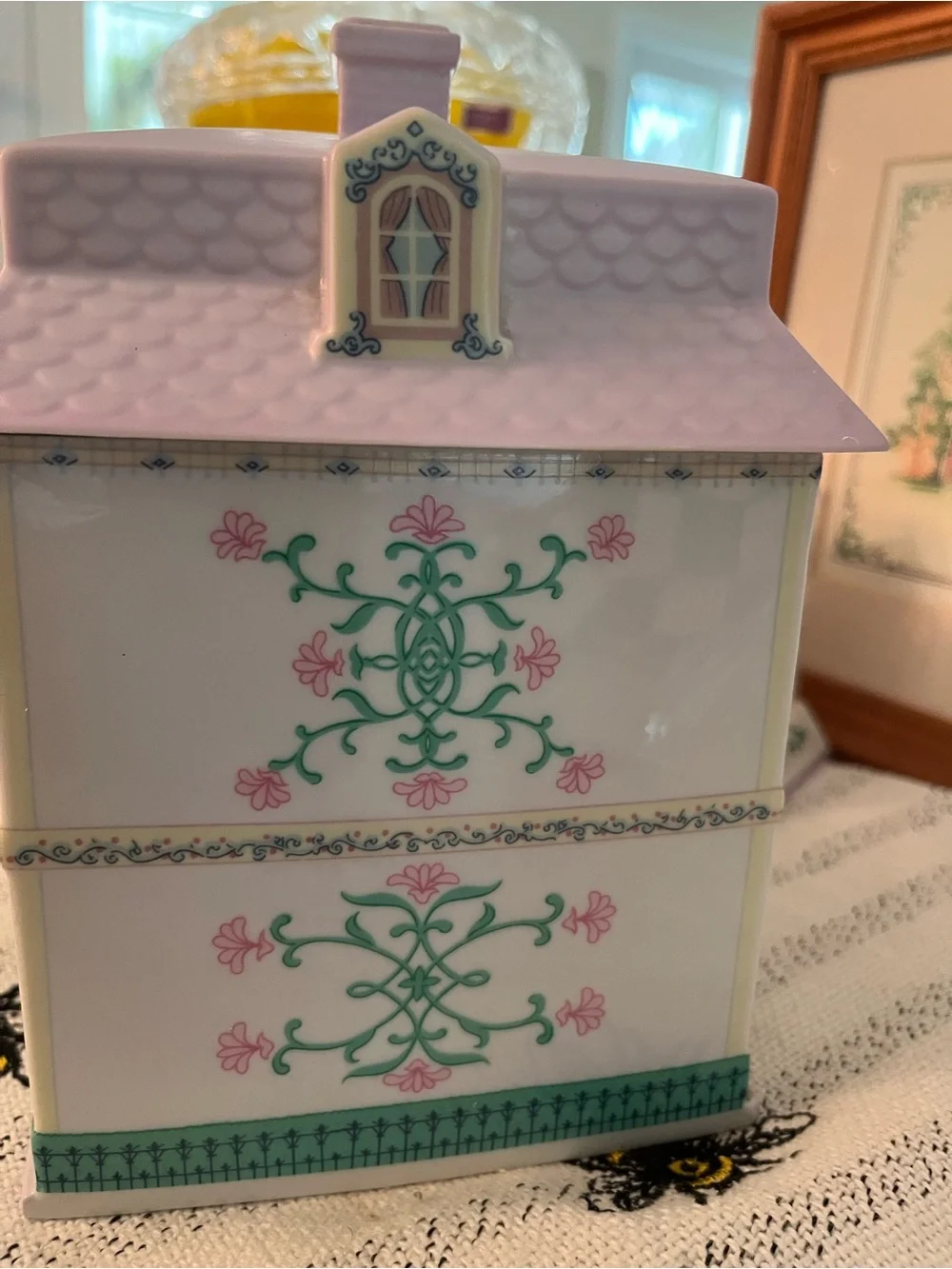 LENOX Village Sweets (Candy Shoppe) Decorative Porcelain Canister, Vintage 1990s